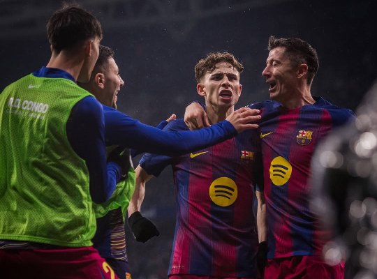 Barcelona Menang Meyakinkan di Derby Catalunya