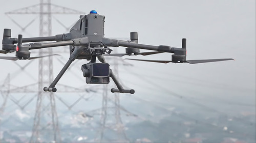 Drone Tingkatkan Efisiensi Inspeksi ROW di Tengah Tantangan Medan (Foto : viralsumsel.com)