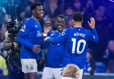 Everton vs Leeds Berakhir Imbang, Papan Tengah Klasemen Makin Ketat