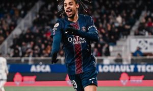 Gol-Bradley-Barcola-PSG-Leaguea-1 Gol Barcola Antar PSG Kudeta Puncak Klasemen Ligue 1 Usai Tundukkan Auxerre