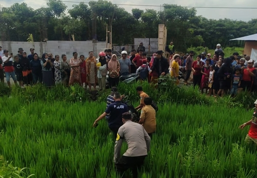 KAI Daop 7 Madiun Menyayangkan Insiden Pengendara Tertemper KA Brantas. Sumber : viralsumsel.com