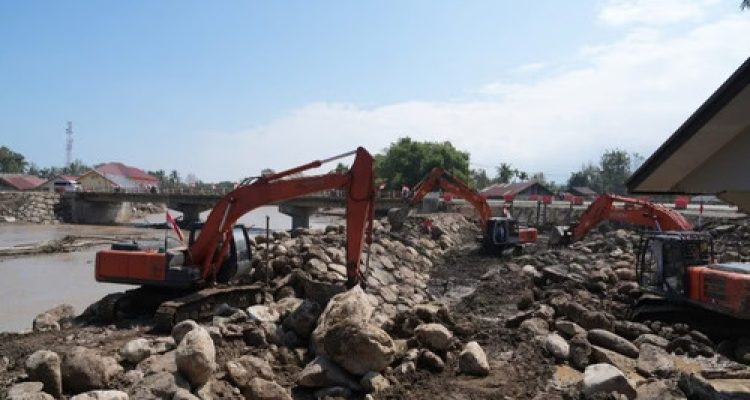 Kementerian PU Pulihkan Alur Sungai Krueng Meureudu, Geliat Nelayan Pidie Jaya Kembali Bangkit (Foto : virialsumsel.com)
