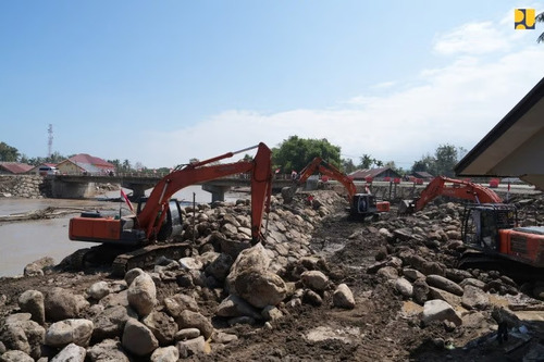 Kementerian PU Pulihkan Alur Sungai Krueng Meureudu, Geliat Nelayan Pidie Jaya Kembali Bangkit (Foto : virialsumsel.com)