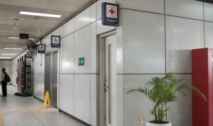 Lebih dari 5.900 Pengguna LRT Jabodebek telah Memanfaatkan Pos Kesehatan di Stasiun Lebih dari 5.900 Pengguna LRT Jabodebek telah Memanfaatkan Pos Kesehatan di Stasiun. Foto: viralsumsel.com