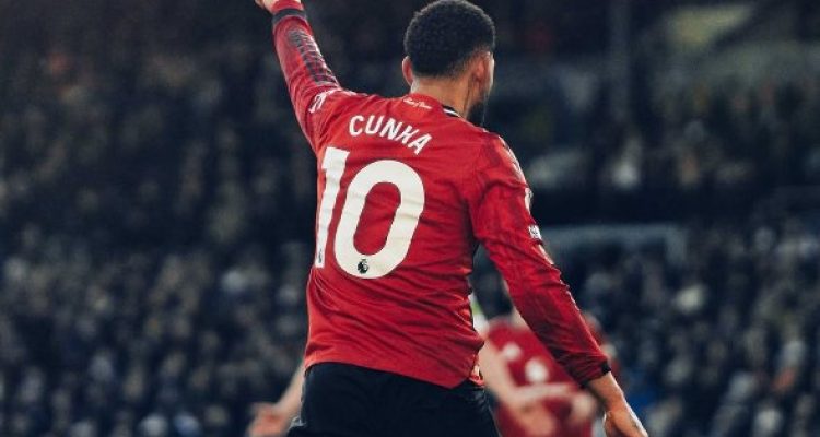Hasil Liga Inggris: Leeds vs MU Berakhir 1-1