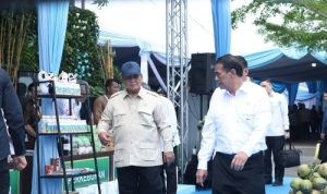 SGN Hadir dalam Pengumuman Swasembada Pangan Nasional oleh Presiden RI, Tegaskan Komitmen Dukung Percepatan Swasembada Gula. Sumber : viralsumsel.com SGN Hadir dalam Pengumuman Swasembada Pangan Nasional oleh Presiden RI, Tegaskan Komitmen Dukung Percepatan Swasembada Gula. Sumber : viralsumsel.com