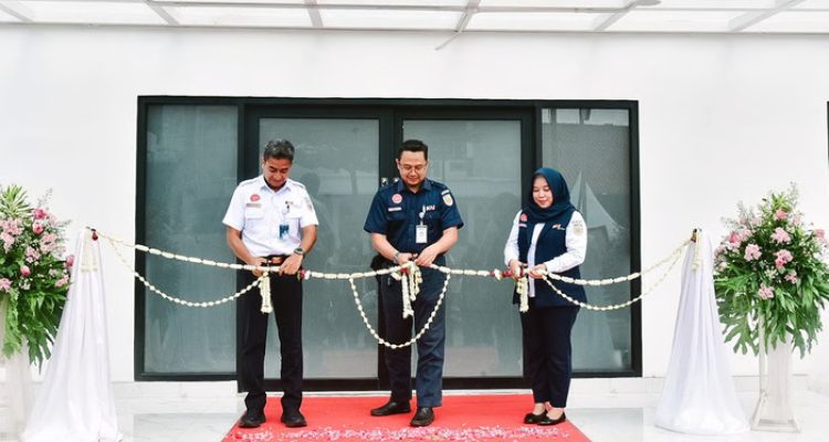 Perkuat Sinergi, KAI Services dan KAI Logistik Resmikan Gudang Logistik Regional Cirebon. Foto: viralsumsel.com