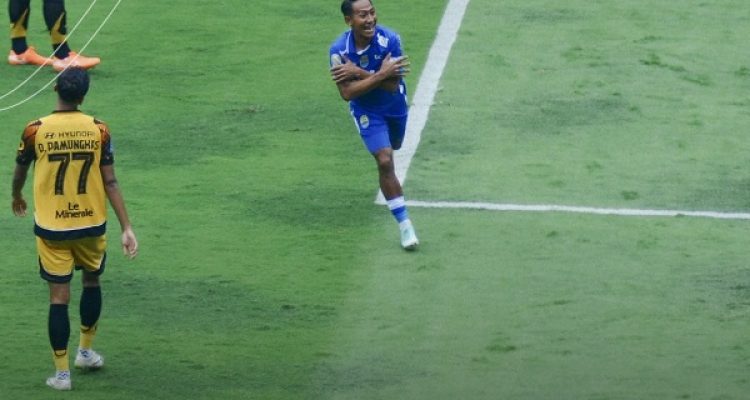 Persib Bandung Tundukkan Persija 1-0, Maung Bandung Pimpin Klasemen Putaran Pertama