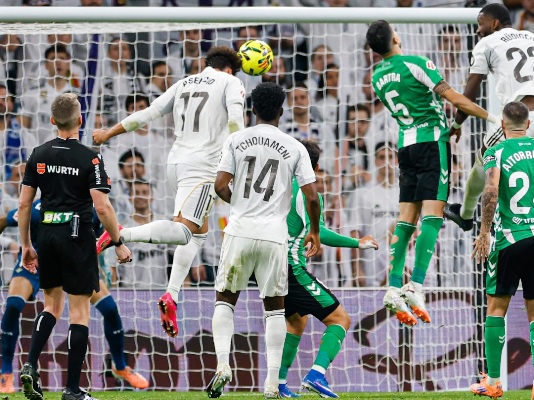 Hasil Lengkap dan Klasemen Sementara LaLiga Pekan ke-18: Barcelona Kokoh di Puncak, Real Madrid Terus Membayangi