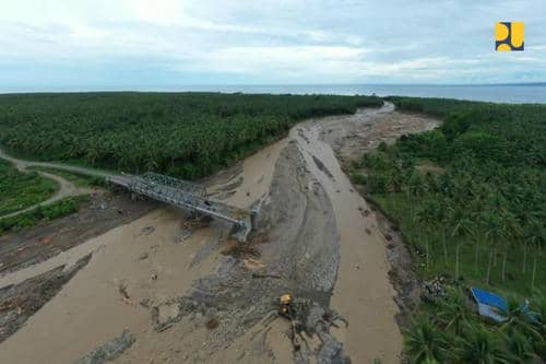 Tanggap Darurat Banjir Maluku Utara, Kementerian PU Identifikasi Titik Kritis dan Siagakan Alat Berat (Foto : viralsumsel.com)