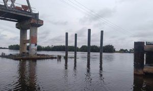 Ultimatum Ditegakkan, Kapal Batu Bara Resmi Stop Melintas di Bawah Jembatan P6 Lalan Muba