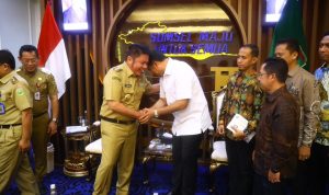 Herman Deru Terima Audiensi Bupati OKU Selatan, Bahas HUT Daerah hingga Infrastruktur Jalan