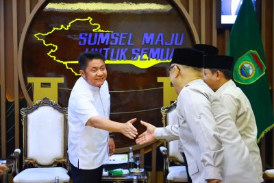 Temui Kakanwil Kemenhaj, Herman Deru Soroti Citra Negara Lewat Pelayanan Haji