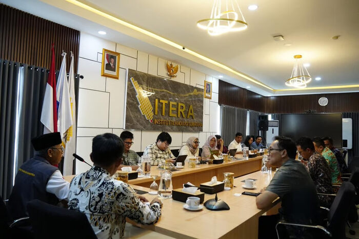 KAI Divre IV Tanjungkarang Audiensi dengan Institut Teknologi Sumatera, Bahas Sinergi Industri dan Akademisi di Bidang Transportasi dan AI. Foto: viralsumsel.com