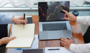 Analisis Teknikal Dasar untuk Membaca Arah Pergerakan Harga. Foto: viralsumsel.com