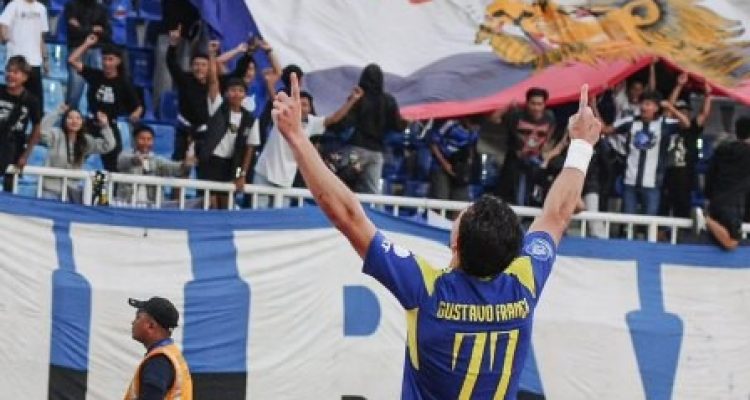 Arema FC Tampil Superior, Bungkam Semen Padang 3-0 di Kanjuruhan