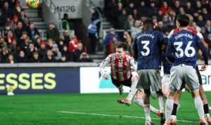 Arsenal Ditahan Brentford 1-1, Persaingan Puncak Premier League Makin Ketat