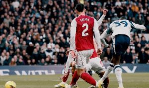 Arsenal Hancurkan Tottenham 4-1 di Derbi London Utara, Kukuh di Puncak Premier League