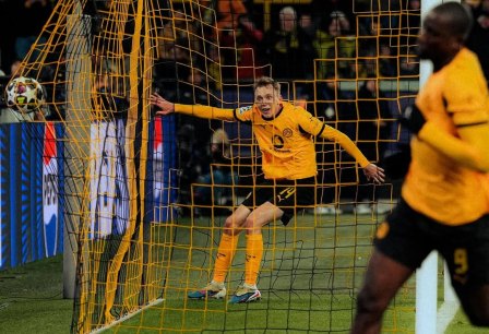 Dortmund Kuasai Leg Pertama! Atalanta Tumbang 0-2 di Signal Iduna Park
