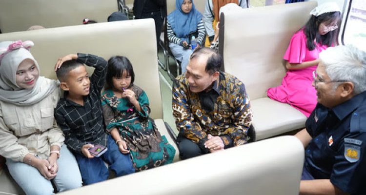 DPR RI Dorong Penguatan Kapasitas Angkut Kereta Api di Sumatera. Foto: viralsumsel.com