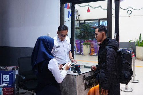 Hingga Hari Ketiga Libur Tahun Baru Imlek 2577, Penumpang KA di Divre III Palembang Capai 16.685 Orang. Sumber : viralsumsel.com