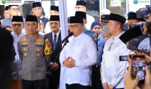 Dodi Reza Tertahan Tangis: “Kami Ikhlas Menerima Takdir Ini” di Pelepasan Almarhum Alex Noerdin