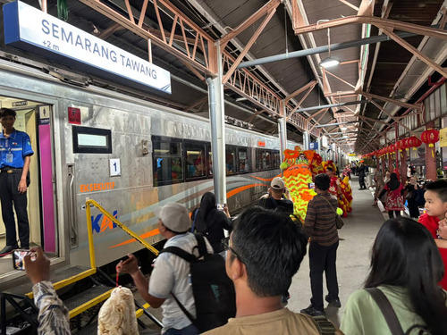 Hari Terakhir Periode Libur Imlek, Volume Penumpang KA di Wilayah Daop 4 Semarang Capai 45 Ribu Lebih. Foto: viralsumsel.com