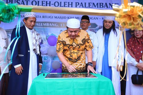 Gubernur Herman Deru Soft Launching Pusat Oleh-Oleh dan Kawasan Wisata Religi Kampung Wakaf Marogan