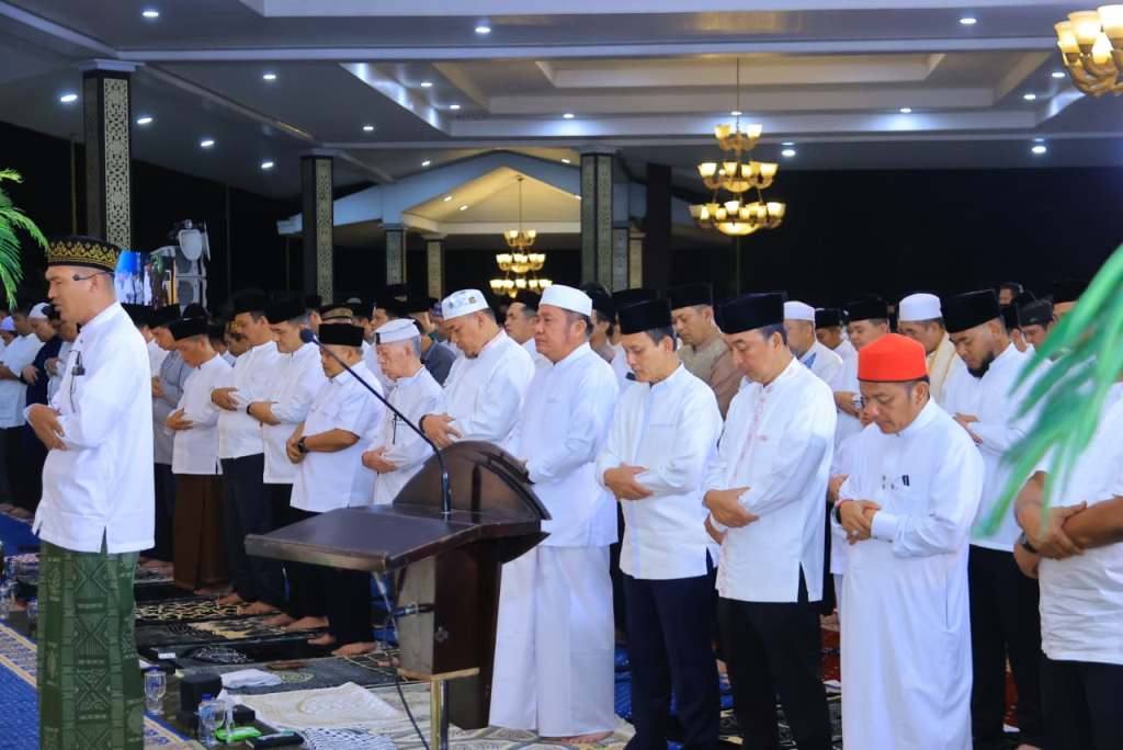 Herman Deru Resmi Buka Safari Ramadan 1447 H di Griya Agung