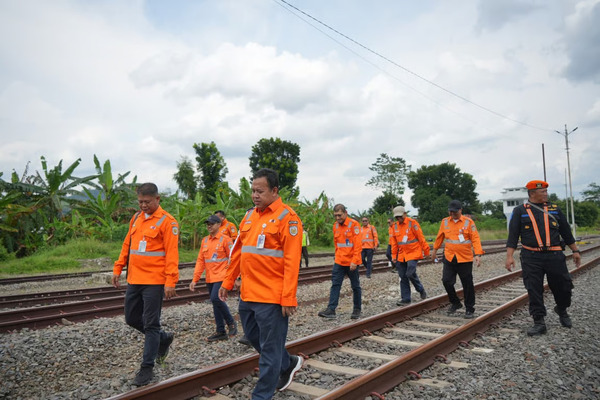 KAI Daop 2 Bandung Siapkan Layanan dan Pengamanan Maksimal. Foto : viralsumsel.com