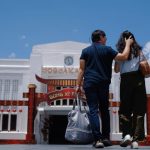 KAI Daop 6 Yogyakarta Hiasi Stasiun dengan Ornamen Imlek. Foto : viralsumsel.com