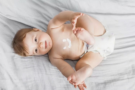 Kenali Kandungan Skincare Bayi: Mana yang Aman, Mana yang Sebaiknya Dihindari. Foto : viralsumsel.com