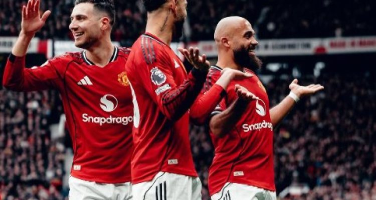 MU Bungkam Tottenham 2-0, Kemenangan Keempat Beruntun Era Carrick