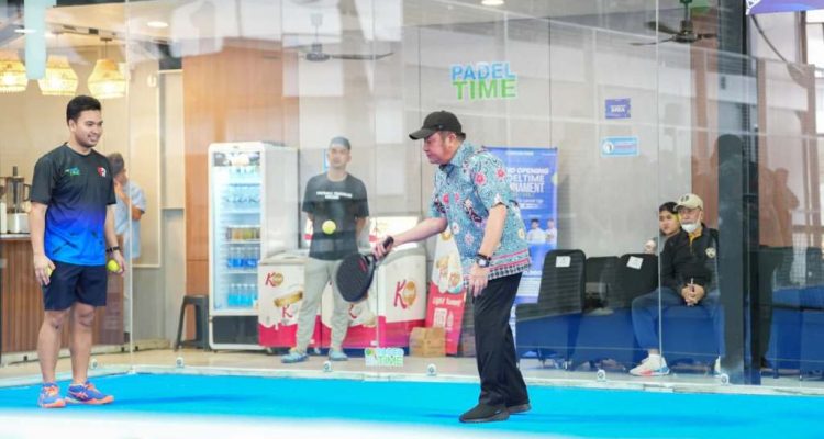 Herman Deru Resmikan Lapangan Padel Time dan Buka Turnamen Padel Perdana di Palembang