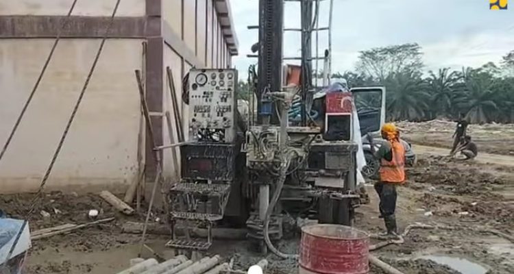 Pembangunan g