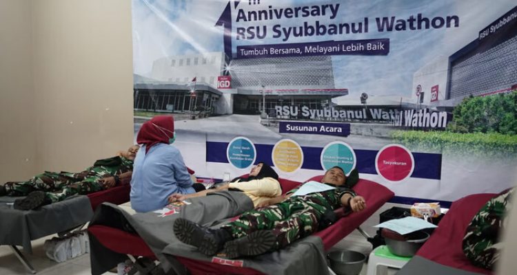RSU Syubbanul Wathon Gelar Donor Darah dan Cek Kesehatan Gratis Peringati HUT ke-7. Foto: viralsumsel.com