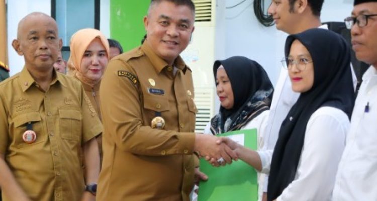 Ratusan RT/RW Seberang Ulu II Teken Pakta Integritas, Sekda Palembang Tegaskan Peran Strategis