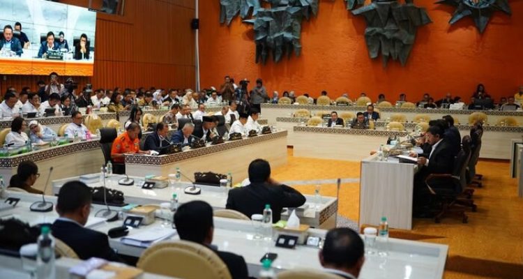 Rapat Kerja Kementerian PU Bersama Komisi V DPR RI. Foto: viralsumsel.com