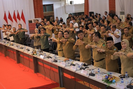 Herman Deru dan Ratu Dewa Desak Revitalisasi Rusun di Hadapan Menko AHY