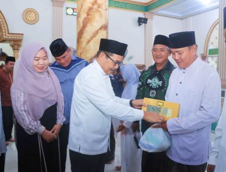 Abdur Rohman Husen Pimpin Safari Ramadan di Sungai Lilin, Serahkan Bantuan dan Serap Aspirasi Warga