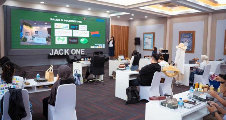 Seminar dan Workshop Pengusaha Muda Brilian BRI Region 6Jakarta 1 Dorong Lahirnya Entrepreneur Tangguh dan Inovatif. Foto: viralsumsel.com