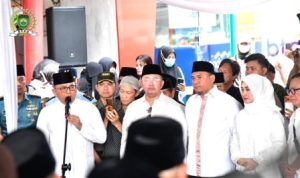 Ketua DPRD Sumsel Hadiri Pelepasan Jenazah Alex Noerdin, Ribuan Warga Iringi dengan Doa