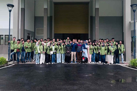 Mahasiswa Universitas Perjuangan Tasikmalaya Melakukan Kunjungan Kuliah Kerja ke PLTA Jatigede. Foto: viralsumsel.com