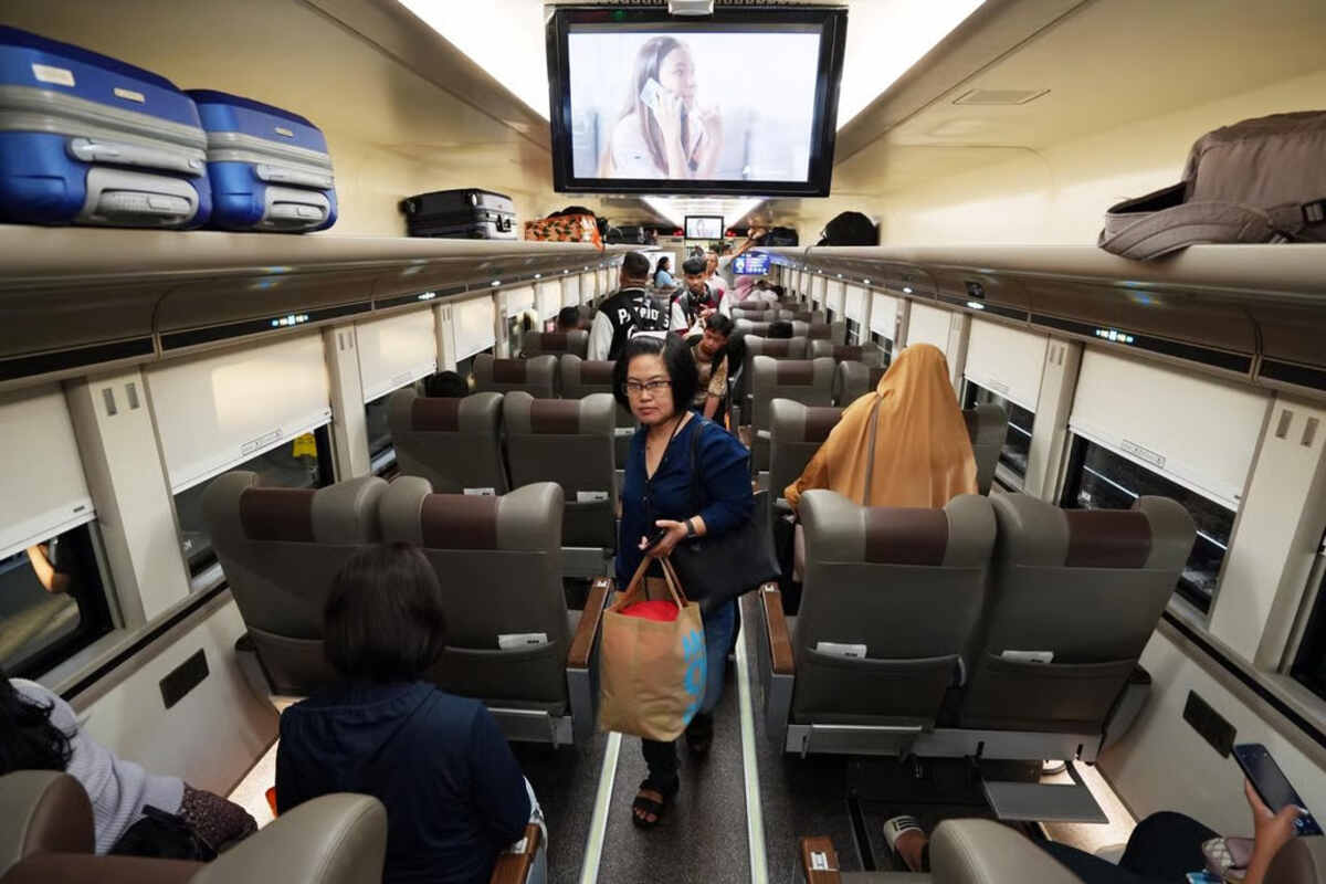 Sambut Mudik Lebaran 2026, 16 Ribuan Tiket KA Reguler Keberangkatan Daop 4 Semarang Telah Terjual. Foto: viralsumsel.com