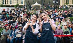 Kanzler Ubah ‘Jam Rawan’ Menjadi ‘Jam Segar’: Inovasi Sosis Tom Yum Pertama di Indonesia Resmi Diluncurkan. Foto: viralsumsel.com