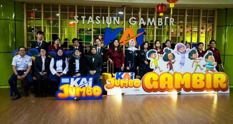 KAI Daop 1 Jakarta Sambut Kunjungan SMK Jayawisata1 Kenalkan Pelayanan Prima di Stasiun Gambir. Foto: viralusmsel.com