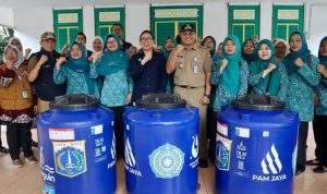 Air Lebih Pasti, Warga Lebih Tenang Gerakan 2.000 Toren untuk Jakarta. Foto: viralsumsel.com
