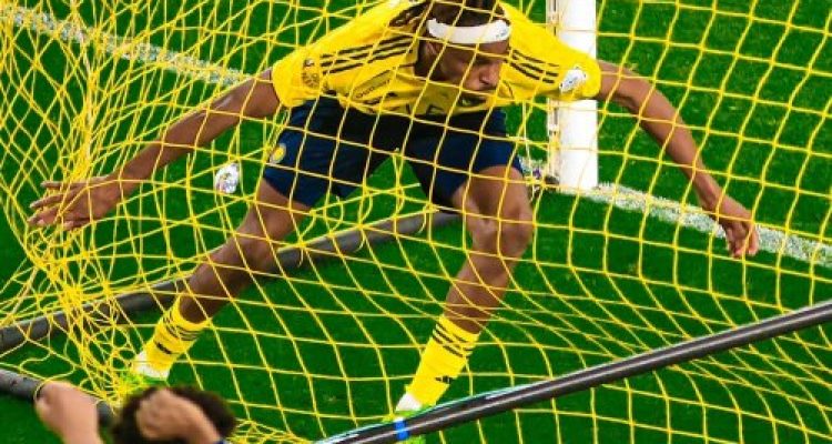 Al-Nassr Menang Dramatis atas Neom SC, Gol Simakan di Menit Akhir Kokohkan Puncak Klasemen Liga Arab Saudi