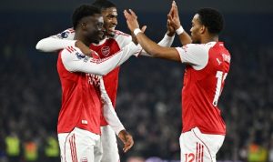 Arsenal Menang Tipis atas Brighton, Gol Bukayo Saka Kokohkan The Gunners di Puncak Klasemen