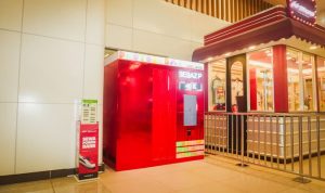 Booth PhotoBebaz di Stasiun Whoosh Halim. Foto: VRITIMES.com